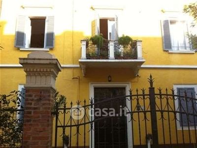 Appartamento in Affitto in Via Osoppo 22 a Modena