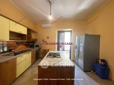 Appartamento in Affitto in Via S. Chiaramonte 44 a Lascari
