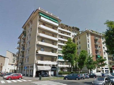 Appartamento in Affitto in Via Tavazzano a Milano