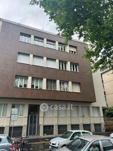 Appartamento in Affitto in Viale Lunigiana 23 a Milano