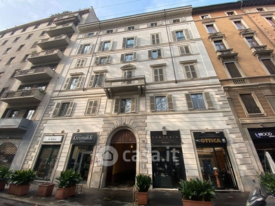 Appartamento in Affitto in Viale Piave 29 a Milano