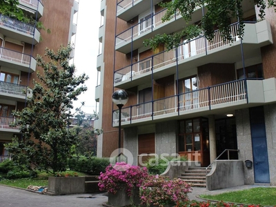 Appartamento in Affitto in Viale San Gimignano 13 A a Milano