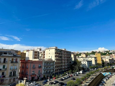 Appartamento in vendita a Napoli, Via Giulio Cesare - Napoli, NA