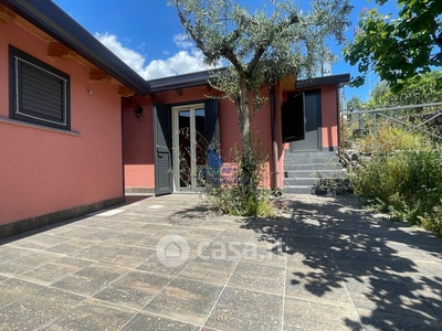 Casa indipendente in Affitto in Via Roma a San Pietro Clarenza