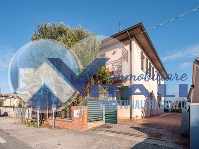 Casa indipendente in vendita a Cervia