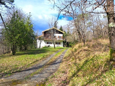 Casale in Vendita a Licciana Nardi