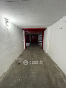 Garage/Posto auto in Affitto in Via Giacomo Leopardi 241a a Sesto San Giovanni