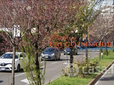 Negozio/Locale commerciale in Affitto in Via Edmondo de Amicis a Cinisello Balsamo