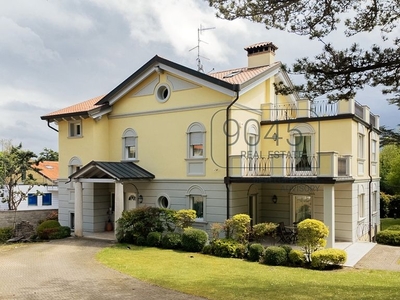 Prestigiosa villa di 480 mq in vendita Trieste, Italia