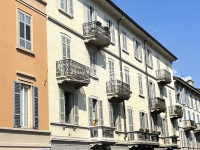 Prestigioso appartamento di 180 m² in vendita via Cadorna, Como, Lombardia