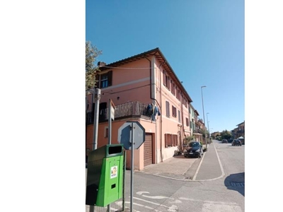 Quadrilocale in vendita a Deruta, Frazione Ponte Nuovo, Via San Cristoforo 2