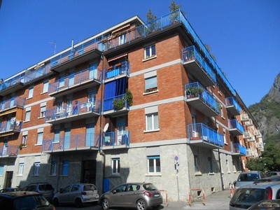 Quadrilocale in Vendita a Lecco, 220'000€, 115 m²