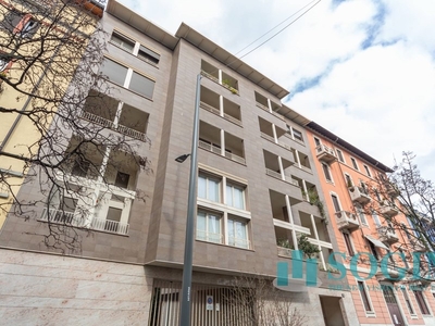 Quadrilocale in Vendita a Milano, zona * Fiera, 875'000€, 110 m²