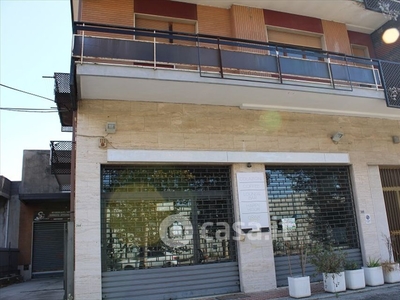Stabile / Palazzo in Affitto in Via Amendola a Pescara