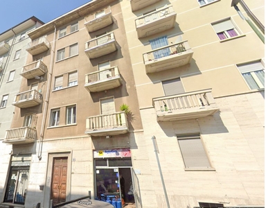 Trilocale in Vendita a Torino, zona Lucento, 79'000€, 78 m²