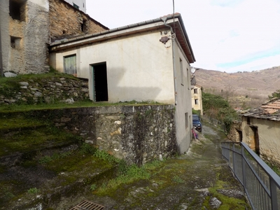 Vendita Casa Semindipendente in Borgomaro