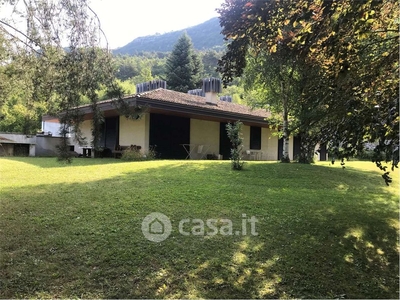 Villa in Affitto in a Trento