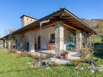 Villa in vendita a Berzo San Fermo