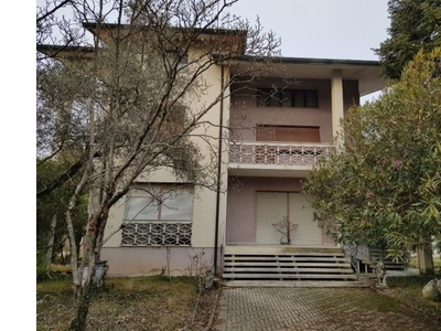 Villa in vendita a Fiume Veneto, Frazione Pescincanna, Via Solari 7