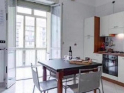 Appartamento con 2 camere da letto in affitto a Lingotto, Torino