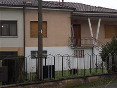 Casa Semi-indipendente in Vendita a Casei Gerola