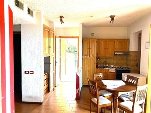 Appartamento in vendita a Costa Di Serina