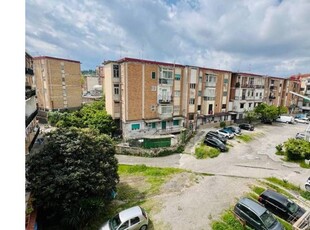 Appartamento in vendita a Napoli, Zona Soccavo, Via Livio Andronico nn