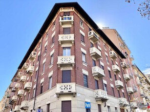 Appartamento in Vendita a Torino Corso Ferrucci