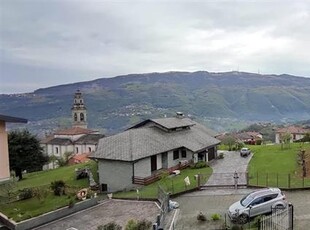 BERBENNO TRILOCALE BALCONATO CON CANTINA E BOX