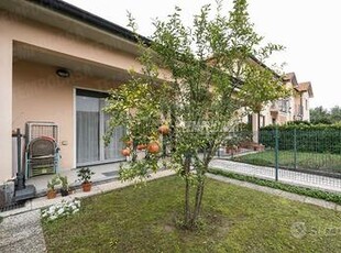 BILOCALE CON GIARDINO, TAVERNA E BOX DOPPIO PER IN