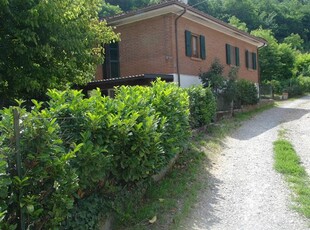 CASA INDIPENDENTE CON TERRENO E PISCINA