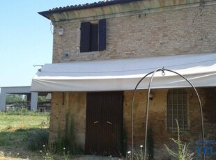 Casa indipendente in vendita a Carpi