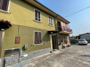 Casa indipendente in vendita a Chignolo Po