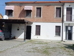 Casa indipendente in vendita a Ferrara