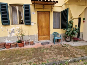 Casa indipendente in vendita a Firenze