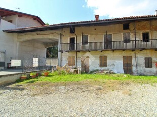 Casa indipendente in vendita a Strambino
