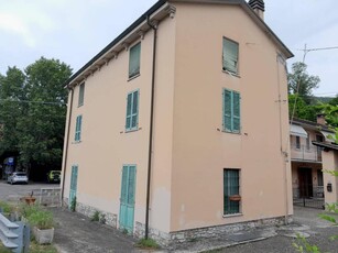 Casa indipendente in vendita a Travo