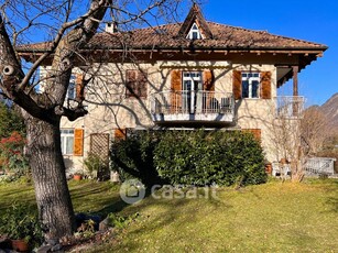 Casa indipendente in vendita Via Sigmund Schwarz , Terlano