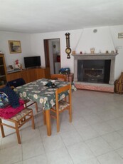 CASA VACANZA - GARZENO (CO)