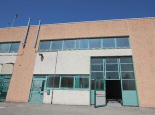 magazzino-laboratorio in vendita a Calderara di Reno