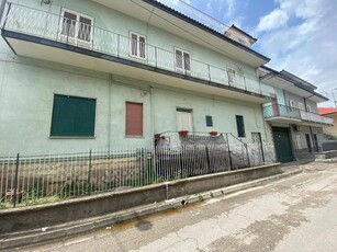 Palazzina commerciale in vendita a San Vitaliano