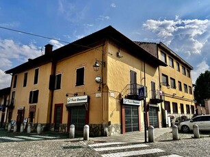 Palazzo/Palazzina/Stabile in vendita, Bruino