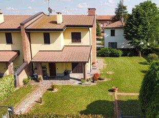 Porzione di villa in vendita a Ozzano Dell'Emilia