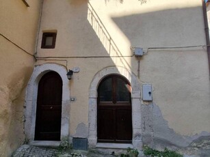 Rustico in vendita a Pettorano Sul Gizio