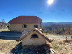 Casa indipendente in vendita a Sassello