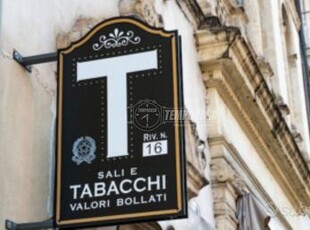 Tabaccheria a Macerata 1 locali