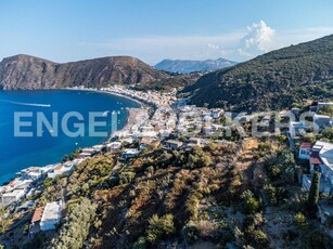 Terreno edificabile in vendita a Lipari