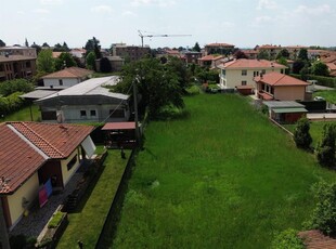 Terreno edificabile residenziale in vendita a Bernareggio