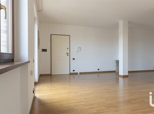 Vendita Casa indipendente / Villa 433 m² - 7 camere - Civitanova Marche