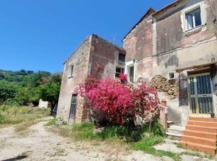 Via San Nicola di Giovi trilocale 105mq